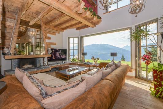 Arbaz, Valais - Chalet 16.0 pièces 555.00 m2 Prix sur demande