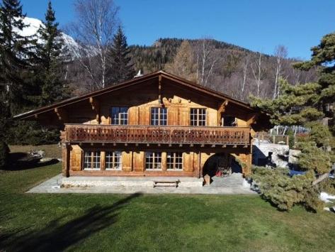 Arbaz, Valais - Chalet 16.0 pièces 555.00 m2 Prix sur demande