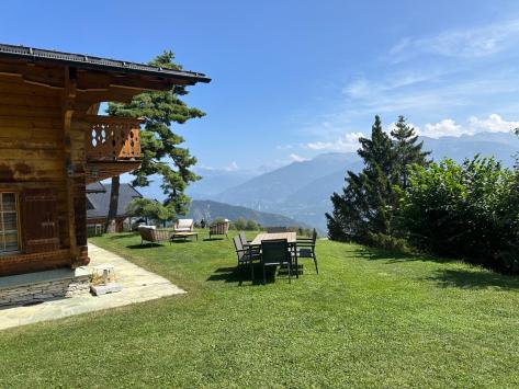 Arbaz, Valais - Chalet 16.0 pièces 555.00 m2 Prix sur demande