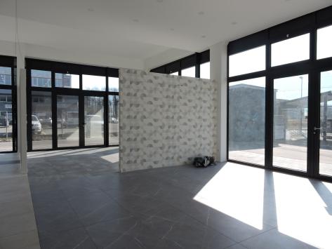 Roche VD, Vaud - Arcade  216.00 m2 CHF 3'825.- / mois