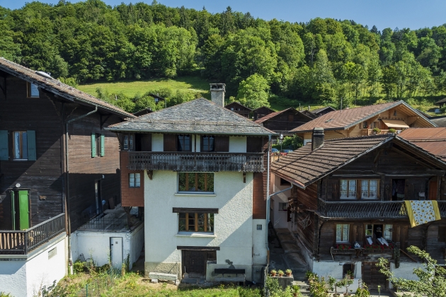 Les Posses-sur-Bex, Vaud - Maison villageoise 6.5 pièces 180.00 m2 CHF 530'000.-
