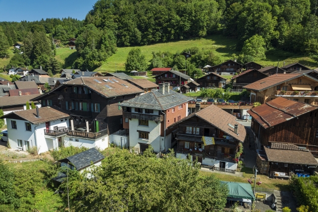 Les Posses-sur-Bex, Vaud - Maison villageoise 6.5 pièces 180.00 m2 CHF 530'000.-