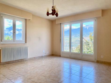 Bramois, Valais - House 6.5 Rooms 215.00 m2 CHF 890'000.-