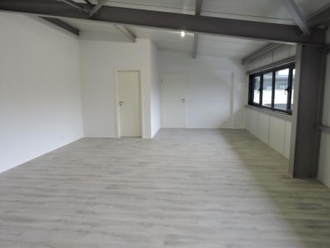 Bouveret, Vallese - Commercio 1.0 Stanze 80.00 m2 CHF 960.- / mese